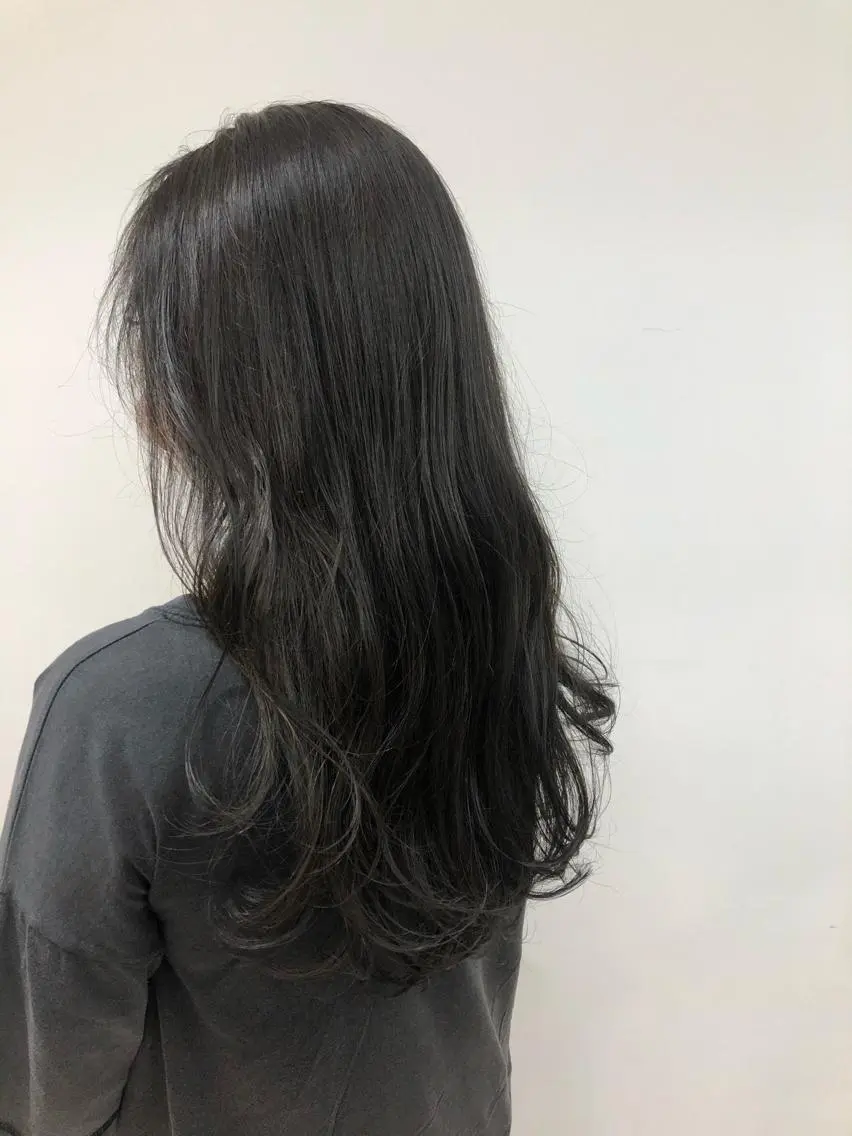 ロング カラー アッシュ ベージュカラー ブルーカラー ブルージュ 透明感カラー 髪質改善No.1🍀 🍀銀座🍀矢尾板のヘアスタイル