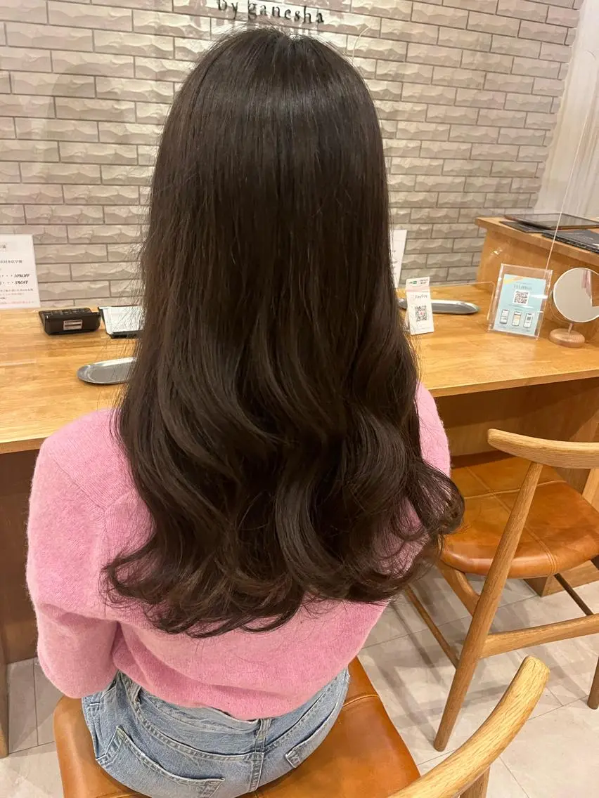ロング 透明感カラー🤎 中川智帆のヘアスタイル