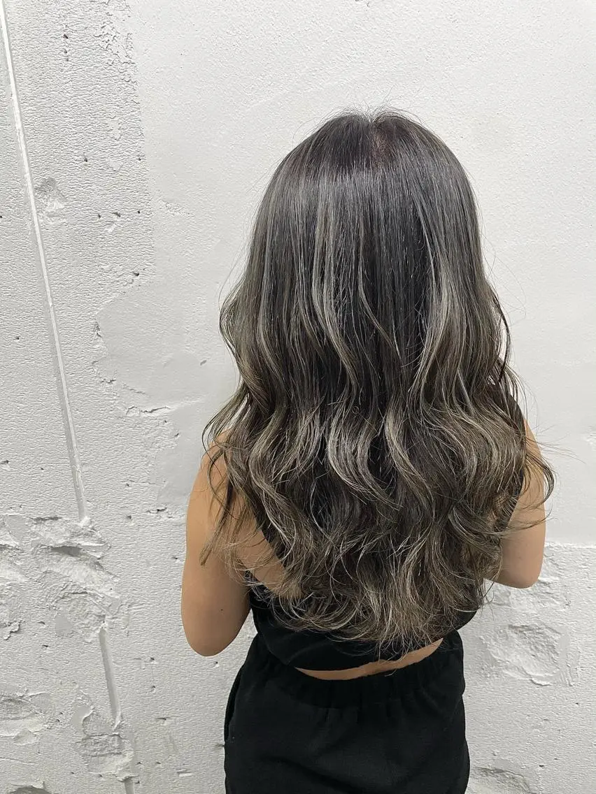 ロング カラー ヘアアレンジ ヘアカラー トリートメント 🎨カラー満足度 500%💫ヅル💫のヘアスタイル