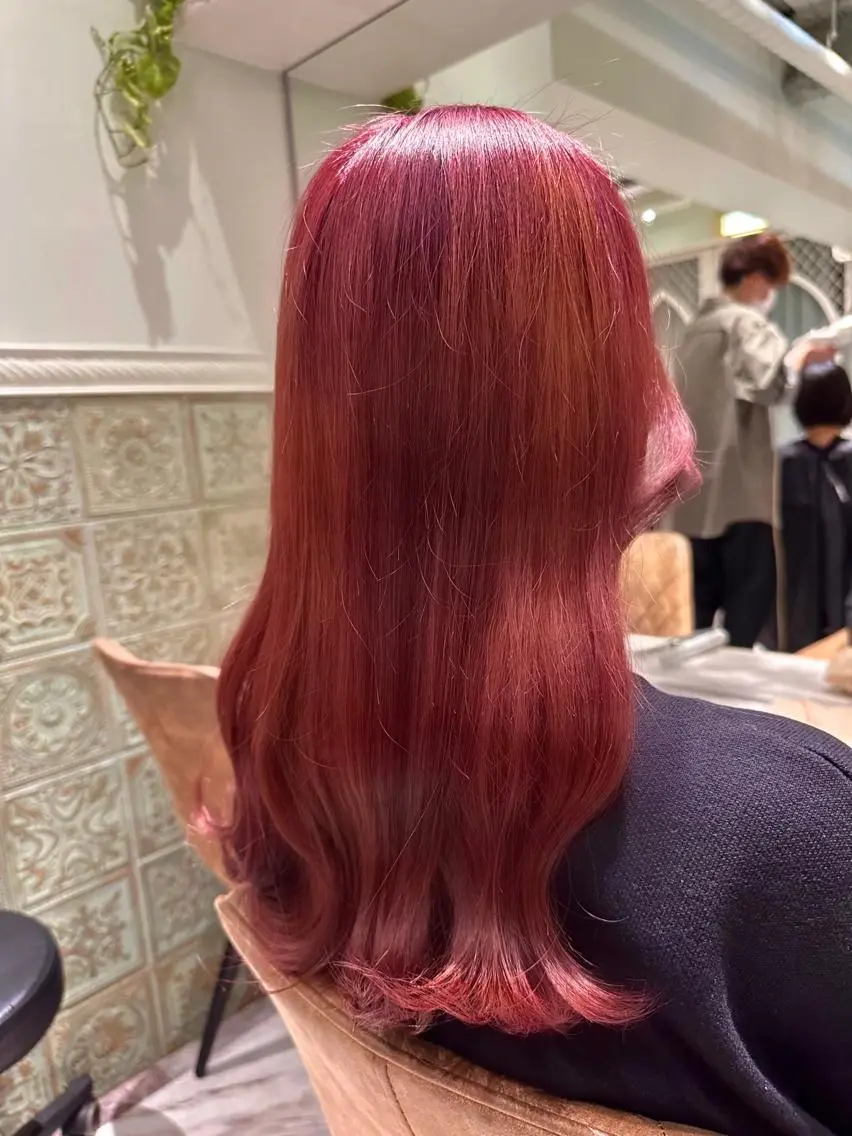 カラー ブリーチ ケアブリーチ ダブルカラー イヤリングカラー ハイライトカラー 渡辺 麻衣のヘアスタイル