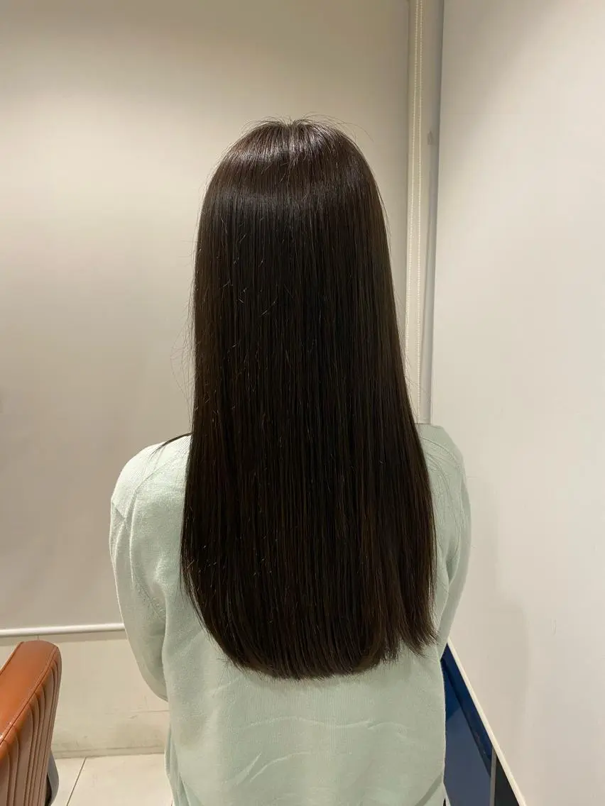 ロング カラー mei / レイヤー 顔まわり 🤍のヘアスタイル