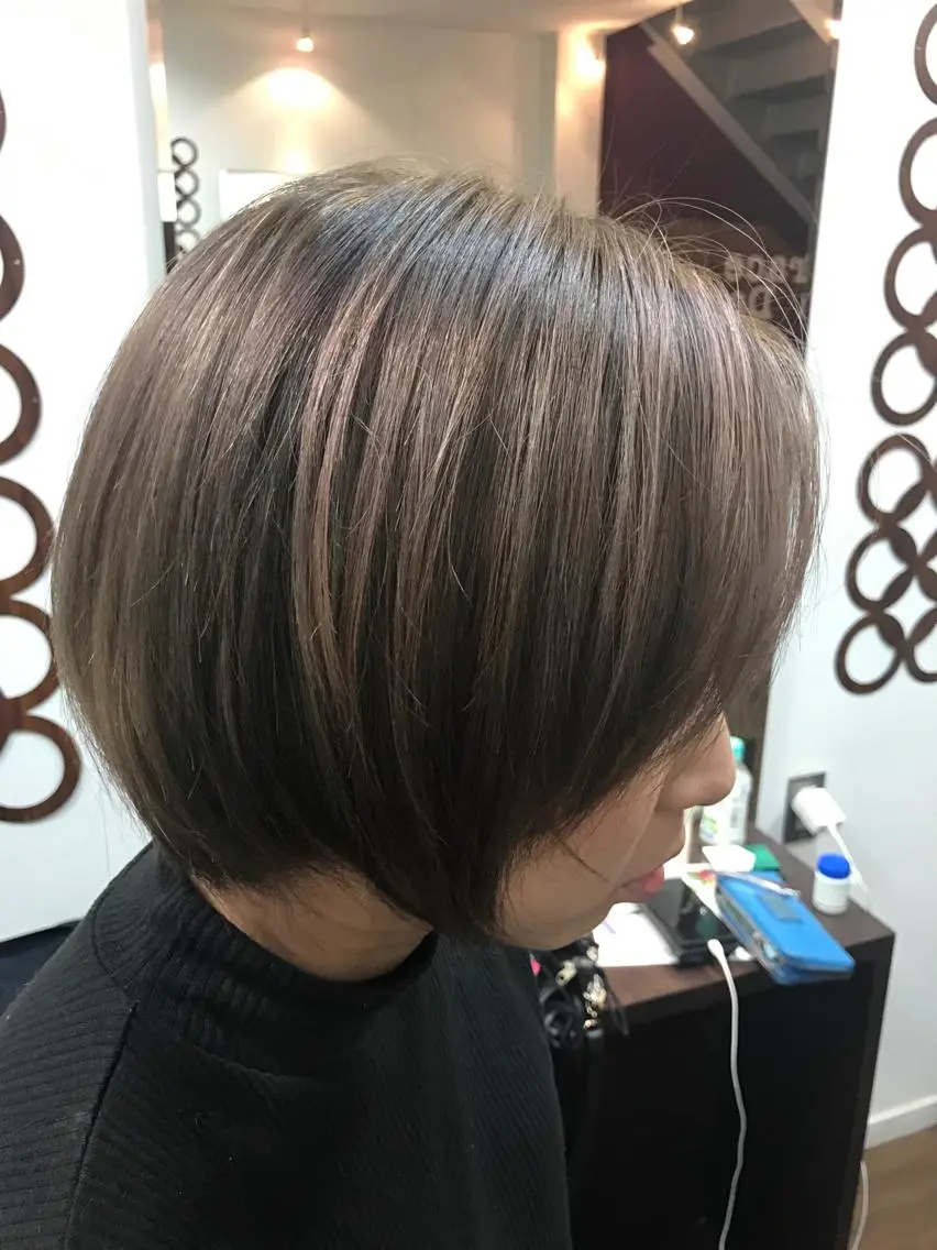 ショート カラー アッシュ ユウ イチのヘアスタイル