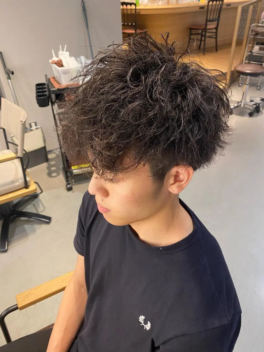ショート パーマ メンズ カット パーマ 梅田茶屋町メンズ 専門美容師 山元一平のヘアスタイル