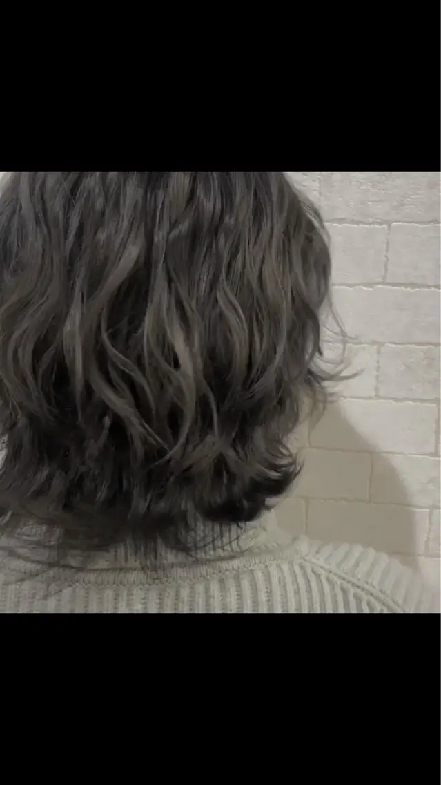 ショート カラー ベージュカラー ハイライトカラー ハイライト ヘアカラー 堀口 彩佳のヘアスタイル