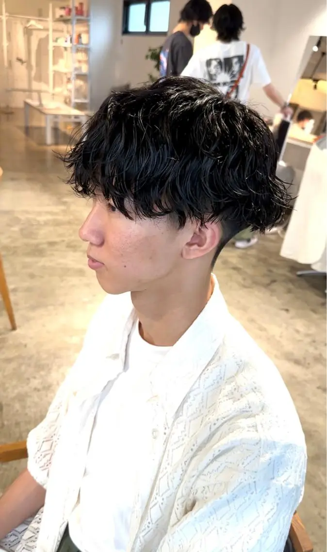 メンズ メンズパーマ メンズツイストパーマ 波巻きパーマ ツイストパーマ 骨格補正施術/メンズ 専門美容師/YUYAのヘアスタイル