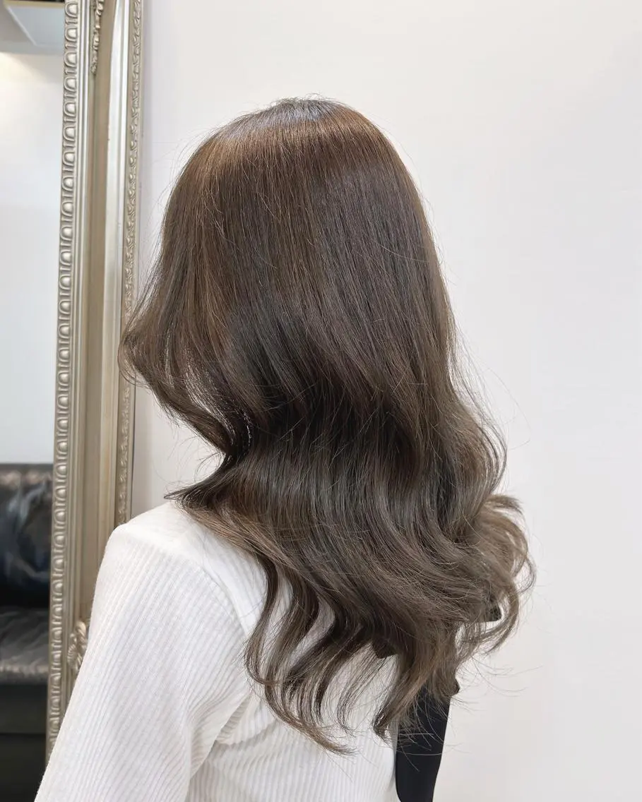 ロング カラー ANKH CROSS 🦋mako🦋のヘアスタイル