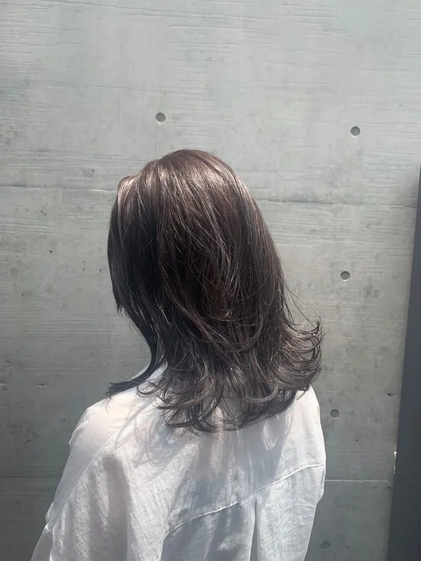 セミロング カラー グレージュ 色落ちまでキレイに！ ！女性サロンのヘアスタイル