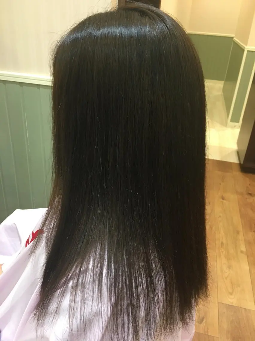 ロング 縮毛矯正 夜の縮毛矯正 服部 日出登のヘアスタイル