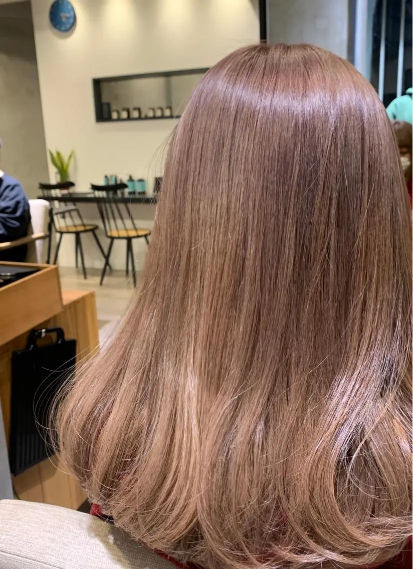 セミロング カラー パーマ ヘアアレンジ ネイル ベージュカラー ダブルカラー グレージュ ミルクティーベージュ カット ヘアカラー トリートメント Sia中野新橋 『JUNYA』のヘアスタイル