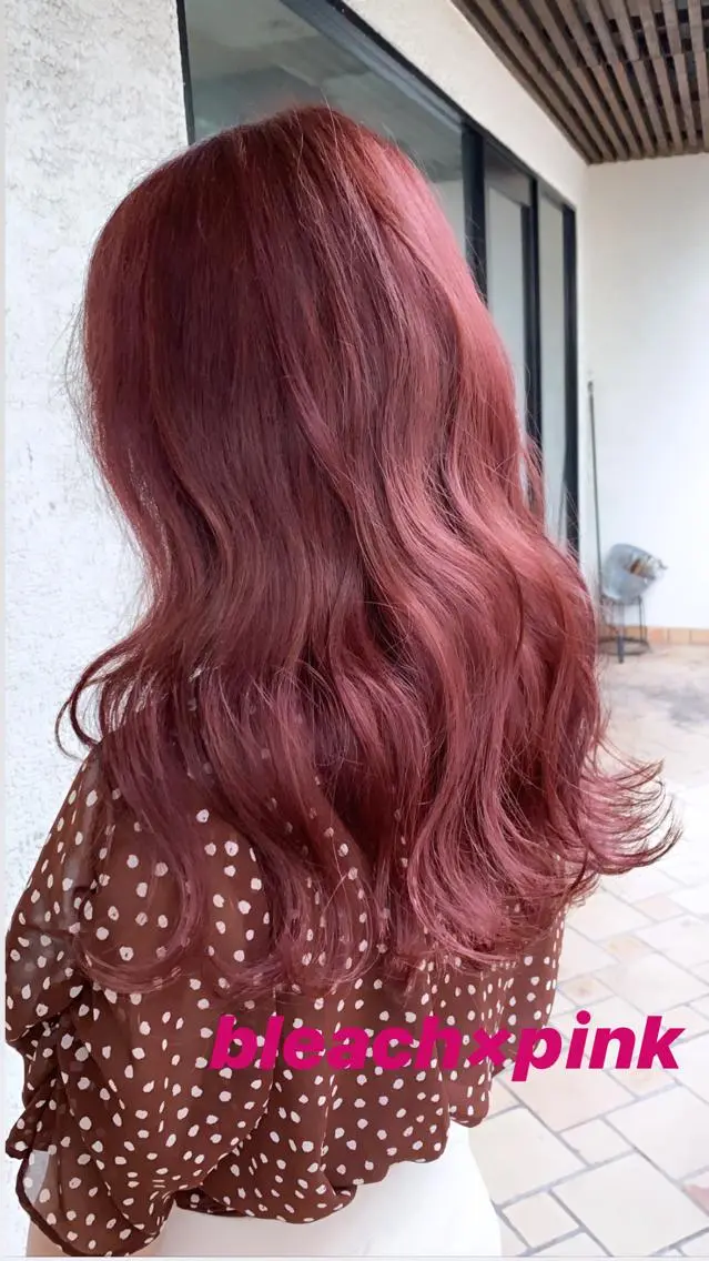 ロング カラー ヘアカラー トリートメント 艶髪・酸性ストレート フリツのヘアスタイル