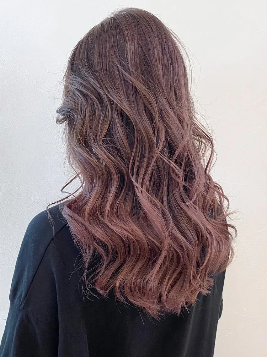 セミロング カラー パーマ ヘアアレンジ バレイヤージュ ピンクカラー レイヤーカット ITbyALBUM 浦和店のヘアスタイル