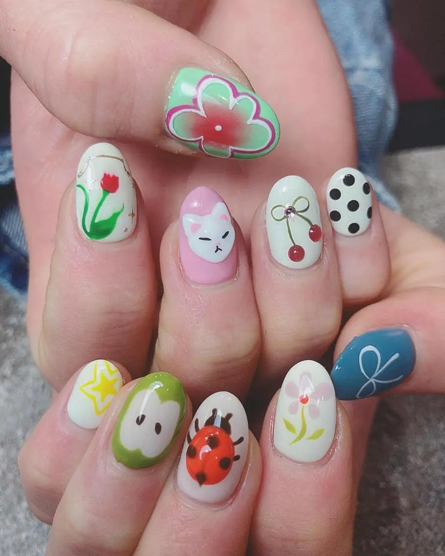 ネイル アートネイル 持ち込み ハンドネイル Am:nail 柏 SUE（スゥ）のネイルデザイン