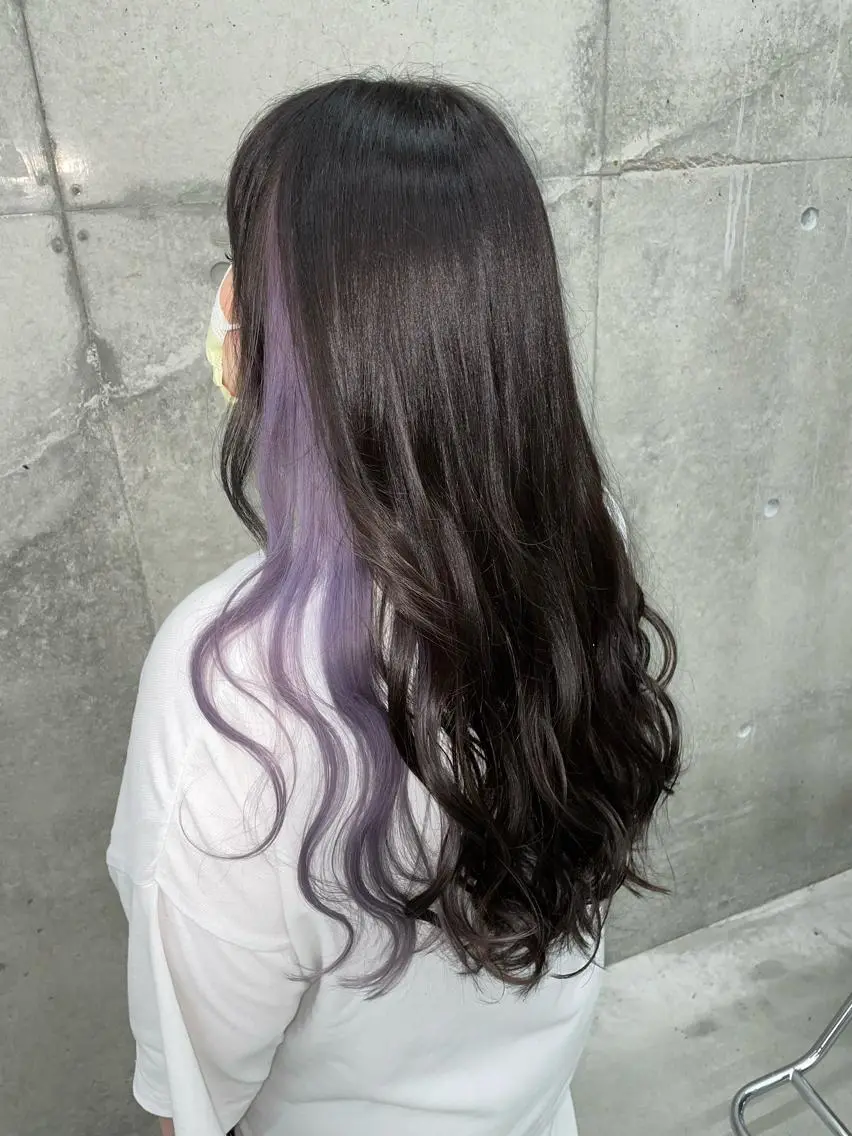 ロング 手島 カミラのヘアスタイル