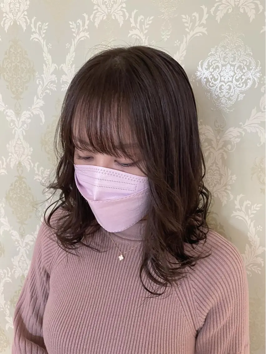 ミディアム カラー 透明感カラー EARTH中島 秋桜久のヘアスタイル