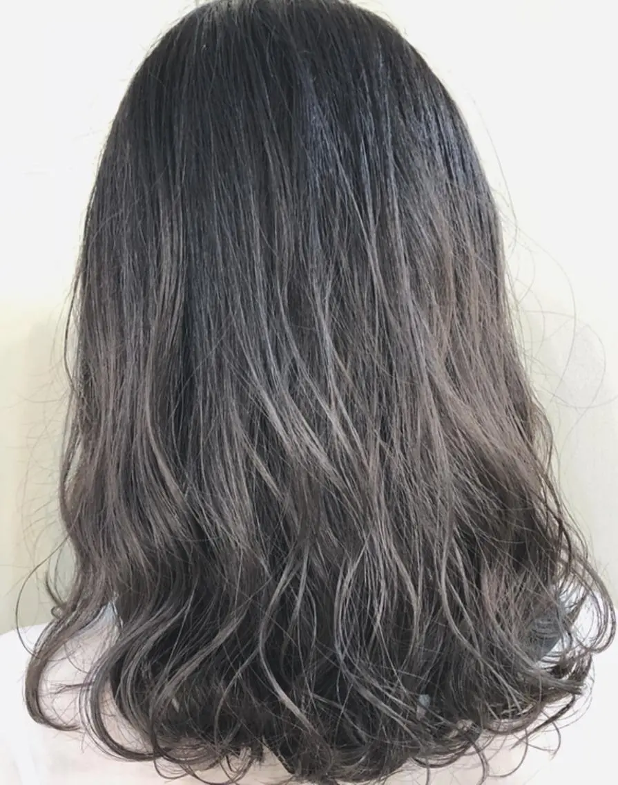 ミディアム 🌼たけや みのり🌿のヘアスタイル