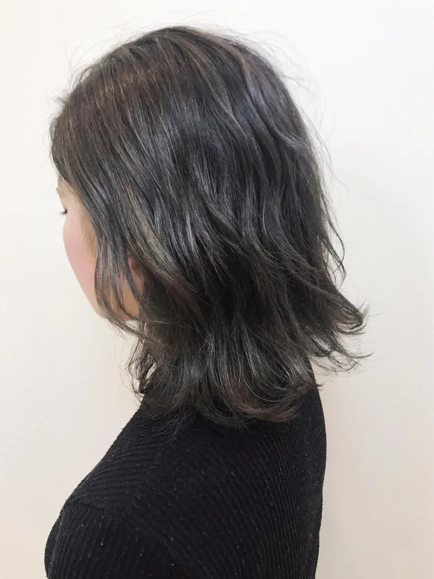ミディアム カラー カット ヘアカラー 湯浅 了一のヘアスタイル