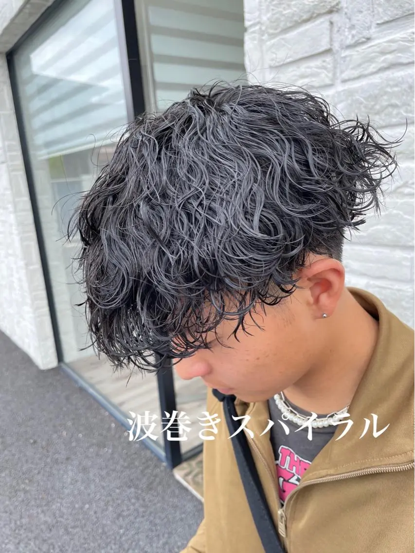 パーマ メンズ カット パーマ アタ ムのヘアスタイル