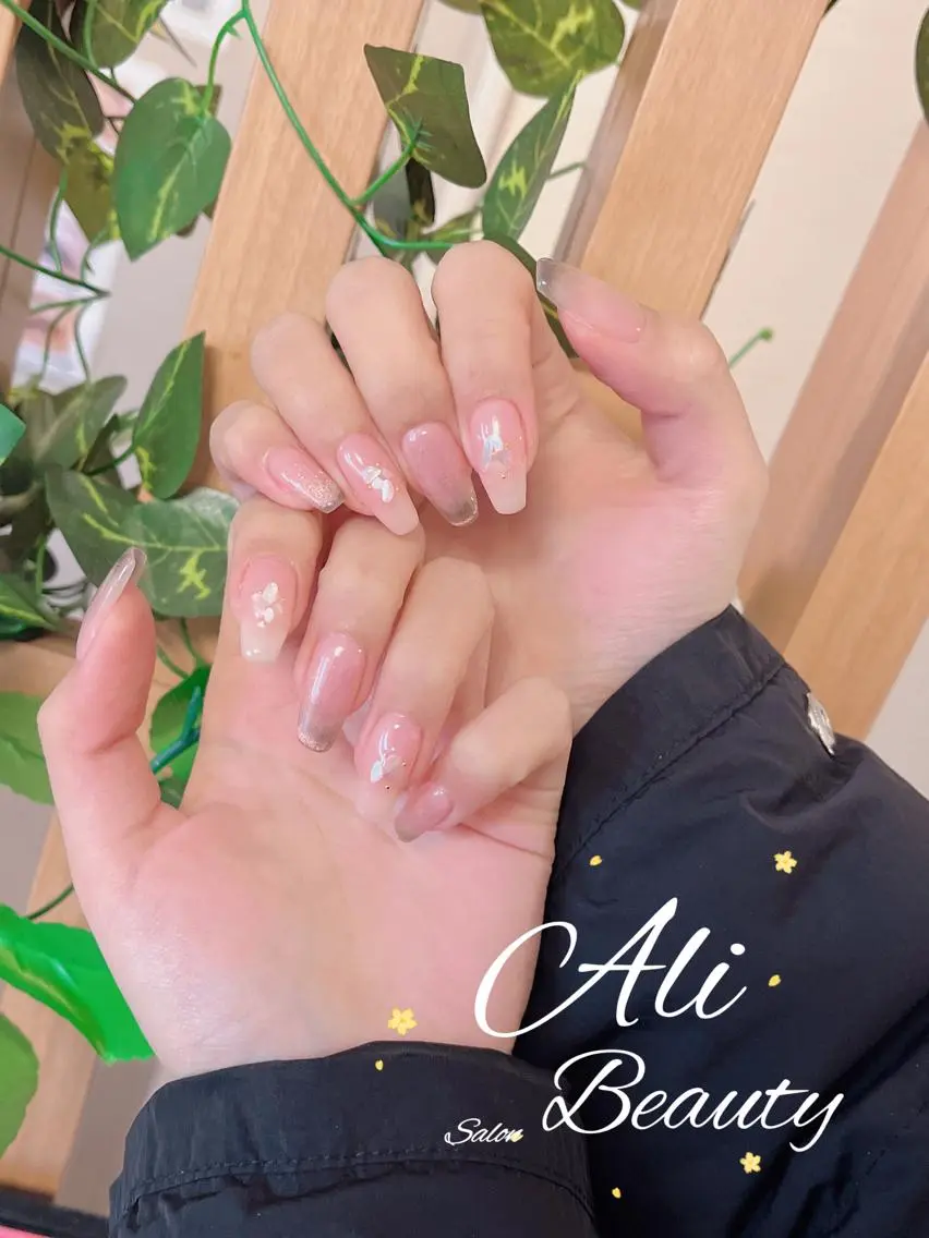 ネイル ハンドネイル Ali 新小岩 ネイル専門のネイルデザイン