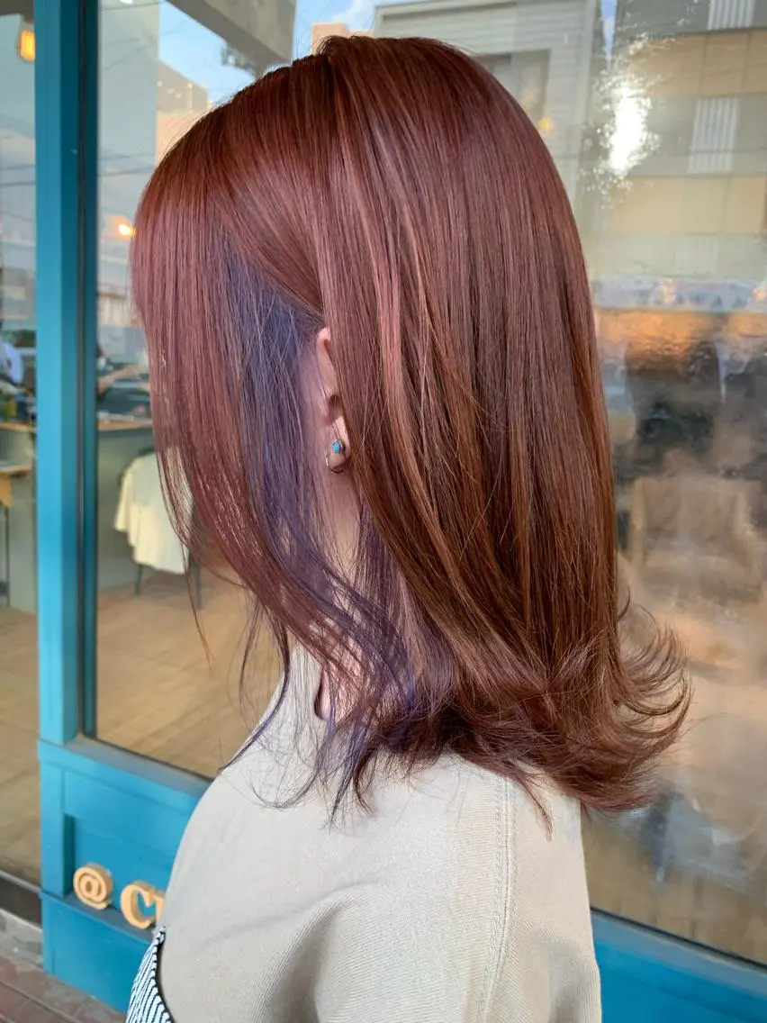 セミロング カラー ヘアアレンジ ボルドーカラー ディープラベンダー ラベンダーカラー カット ヘアカラー Loa misakiのヘアスタイル