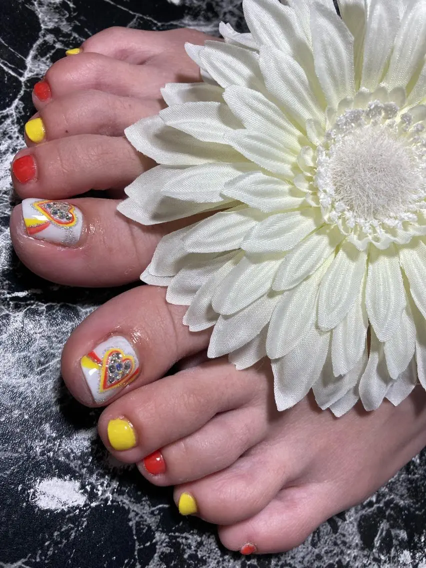 ショート ネイル ハンドネイル ✴︎ Delightのネイルデザイン
