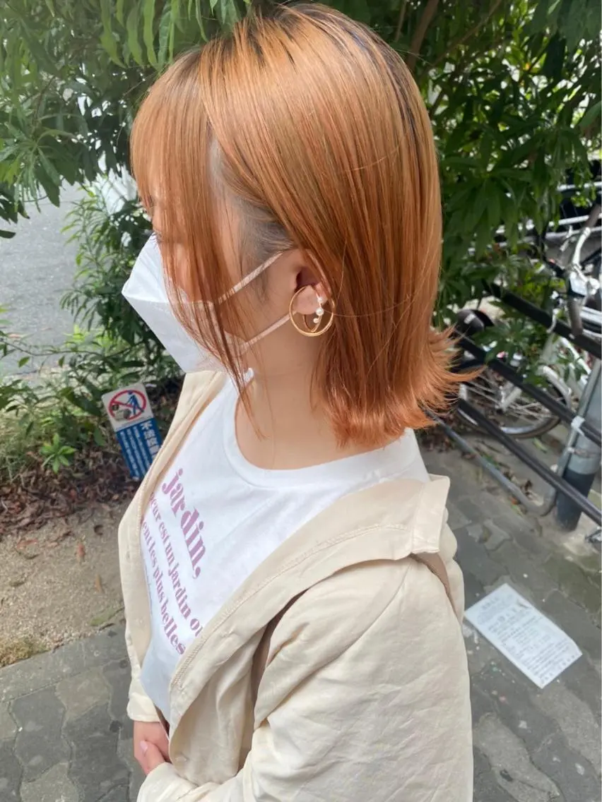 ミディアム 切りっぱなしボブ ボブ 外ハネヘア 亀川蓮 Agu hairのヘアスタイル