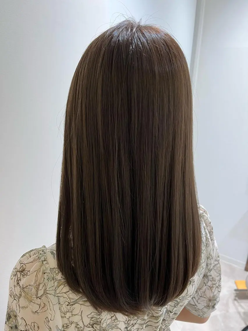 セミロング カラー セミロングパーマ ベージュカラー 黒髪 ブリーチ ブルーカラー カット ヘアカラー トリートメント ヘッドスパ ヘアセット 👑👑👑👑工藤 敬👑👑👑👑のヘアスタイル