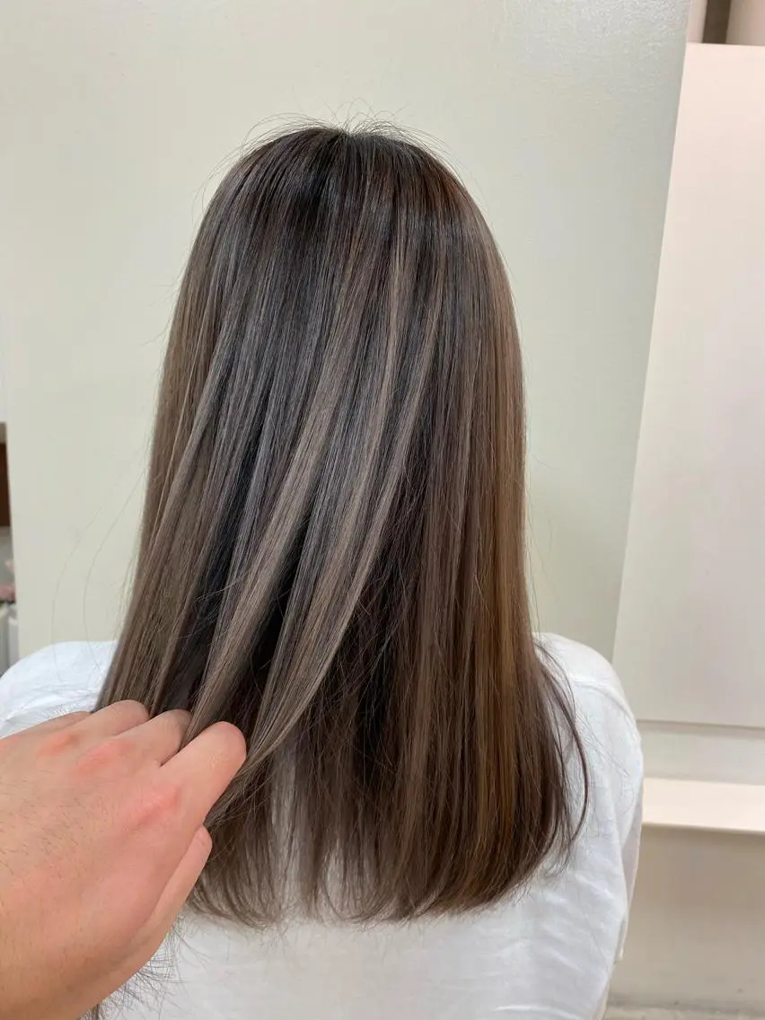 ロング 東 海斗のヘアスタイル