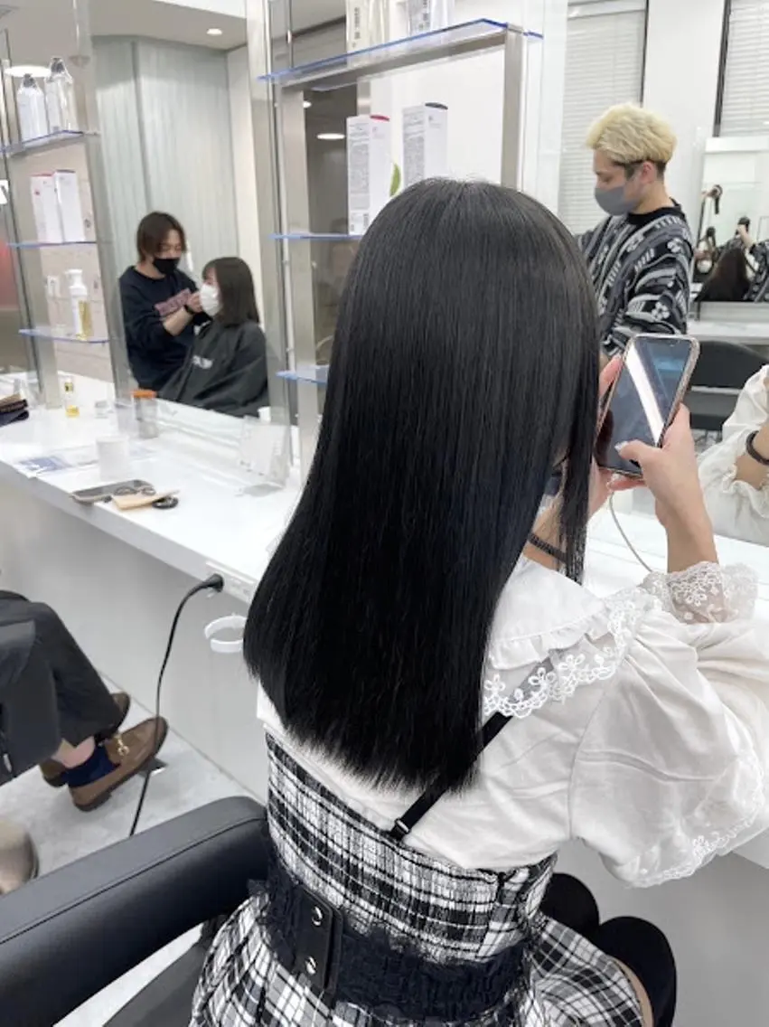 カラー 🪞official THREE 横浜🎀のヘアスタイル