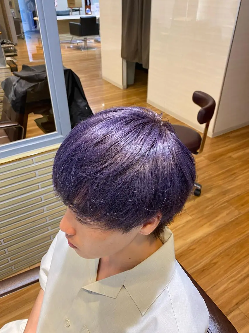 ショート カラー メンズ ラベンダーカラー ヘアカラー 土井 祐之介のヘアスタイル