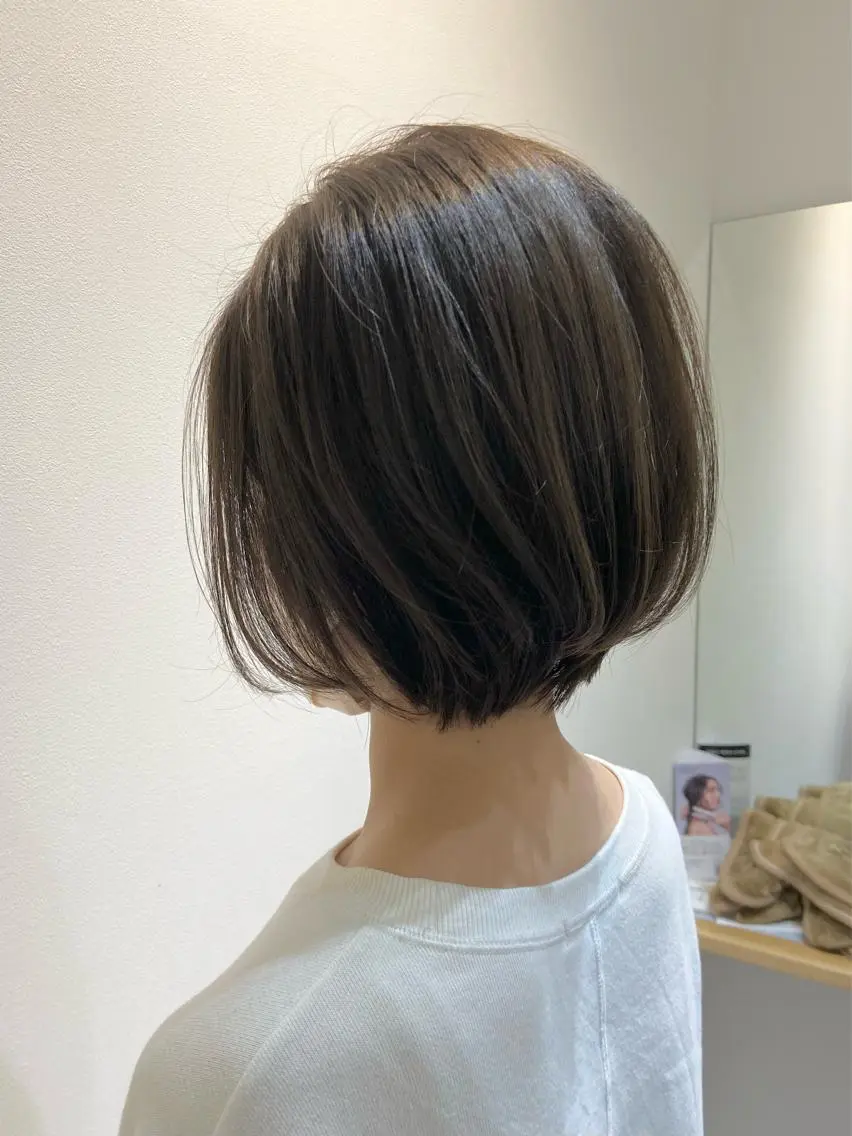 ショート カラー ERI / newi町田のヘアスタイル