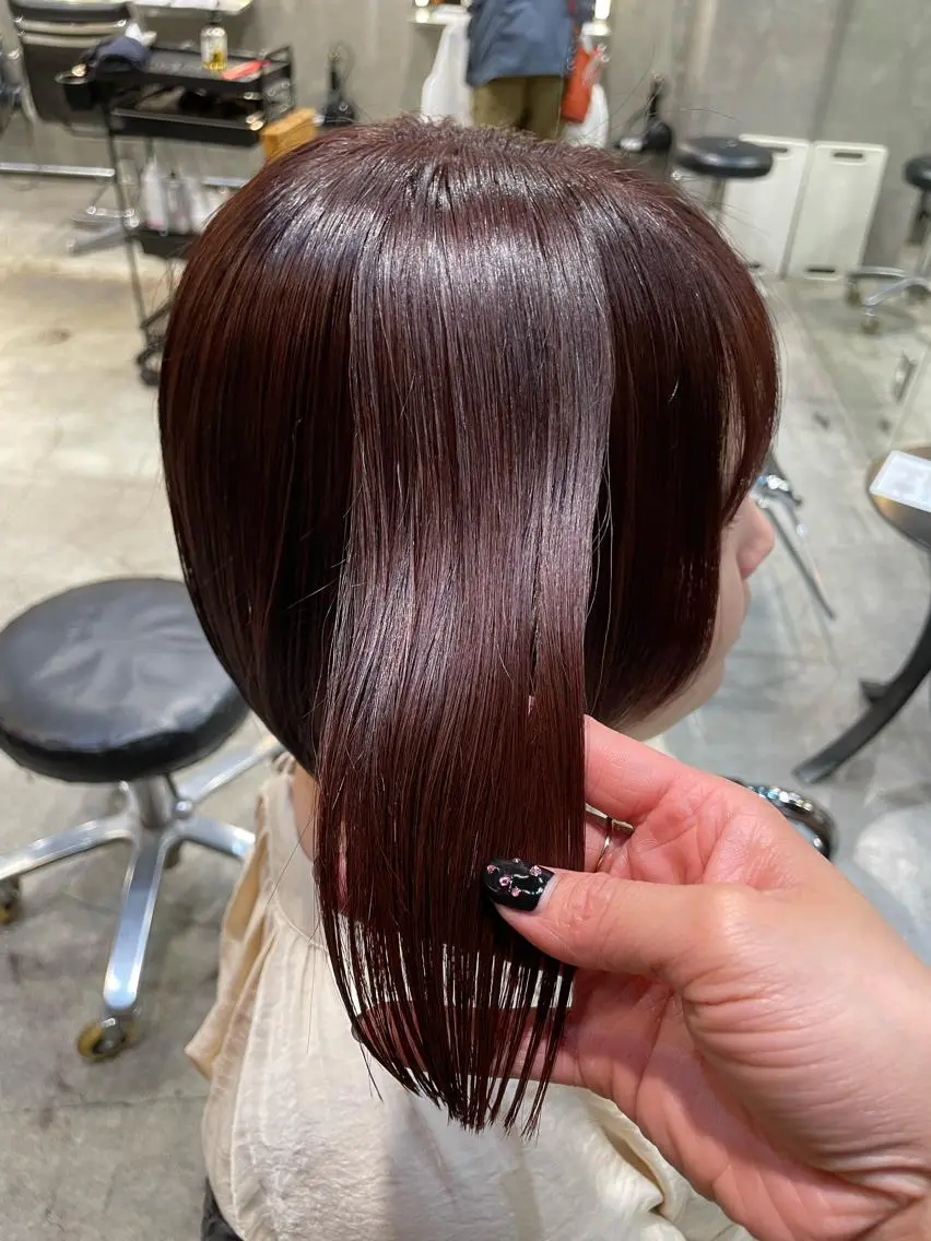 ショート パーマ ヘアアレンジ ヘアカラー 縮毛矯正 トリートメント くびれレイヤー/艶 カラー　MADOKAのヘアスタイル