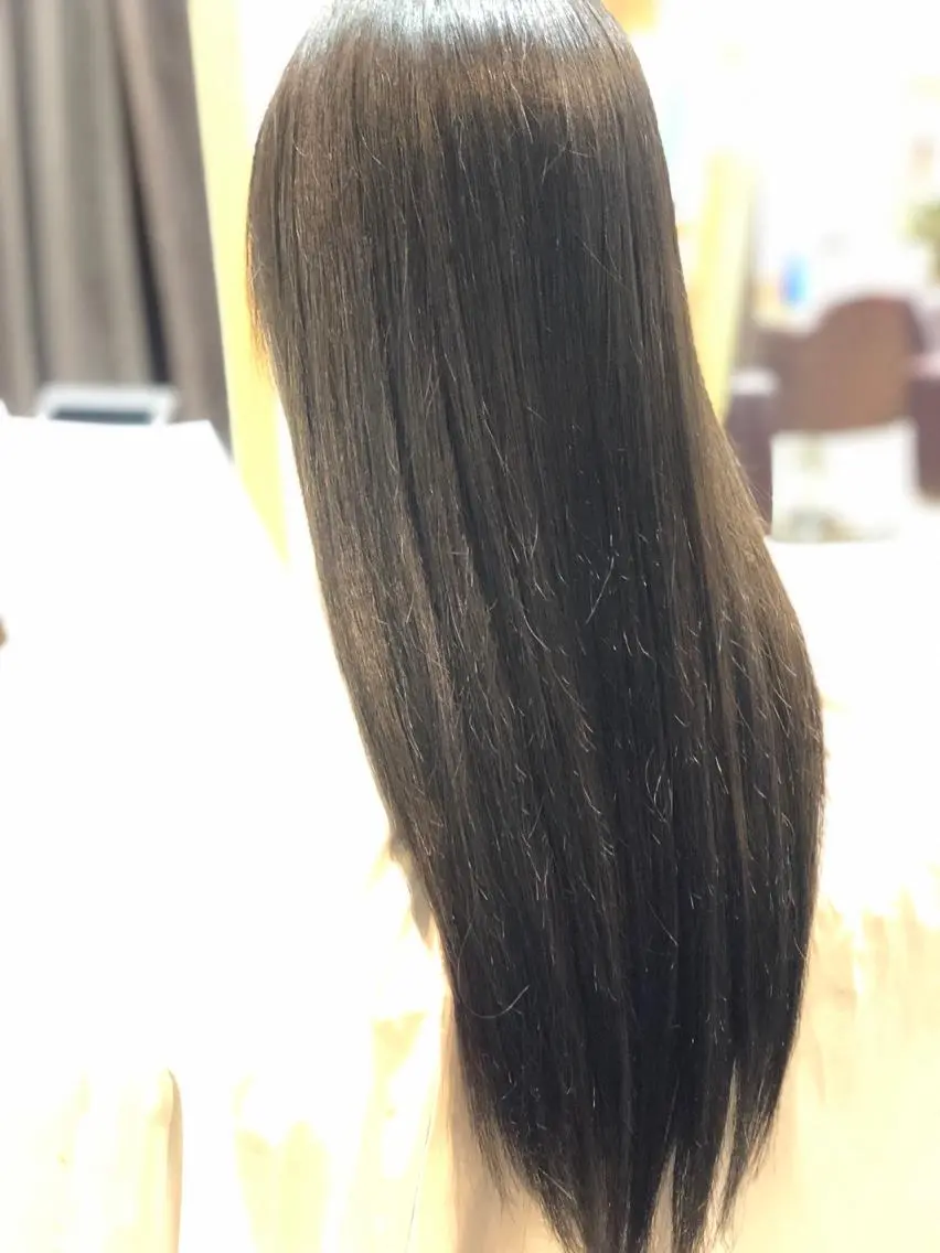 ロング カラー カット ヘアカラー トリートメント 戸津川 隆人のヘアスタイル