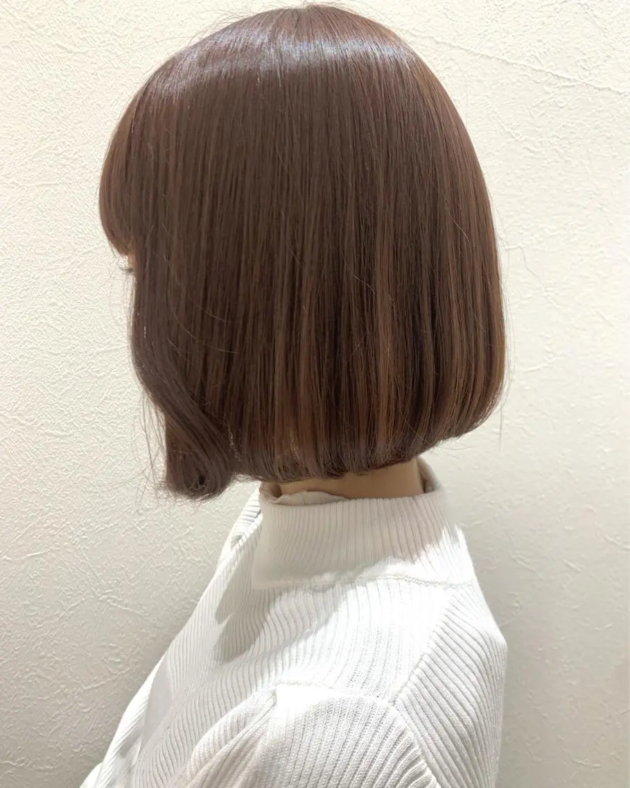 ショート カラー ベージュカラー ブリーチ ラベンダーカラー ラベンダーベージュ ブリーチなしカラー hubhair レイヤー/透明感のヘアスタイル