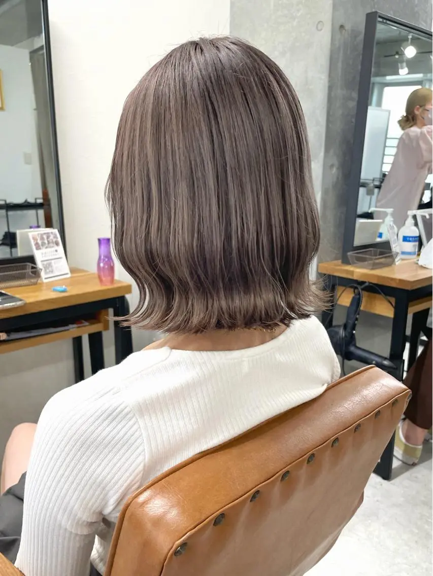 ミディアム カラー ヘアアレンジ ブリーチ ケアブリーチ ダブルカラー ハイライトカラー イルミナカラー 🌷FUKA🌷 まろやかハイトーンのヘアスタイル