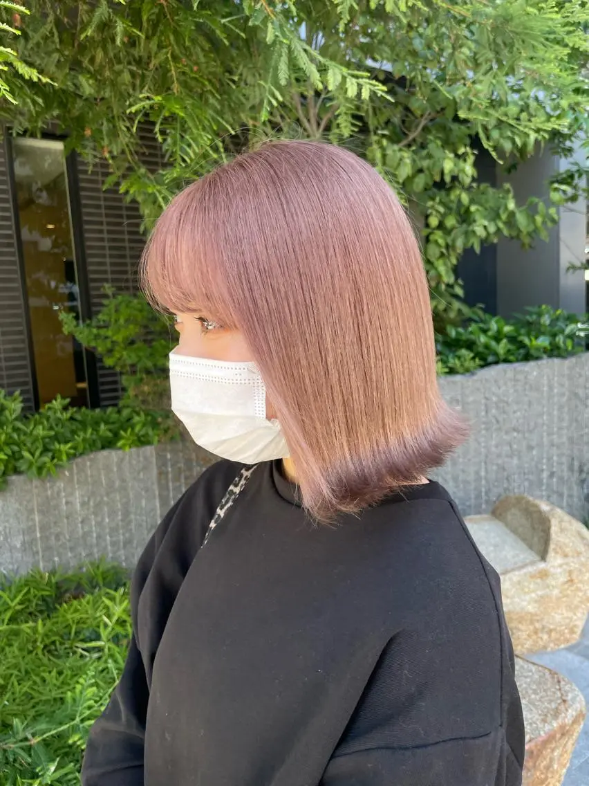 ミディアム アッシュ ボブ 外国人風カラー ハイライト レイヤーカット ヘアカラー トリートメント 安田和洋 ブリーチカラー特化のヘアスタイル