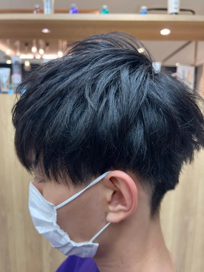 メンズ マッシュ 刈り上げ カット パーマ トリートメント 古山 侑東 /シャドウパーマのヘアスタイル