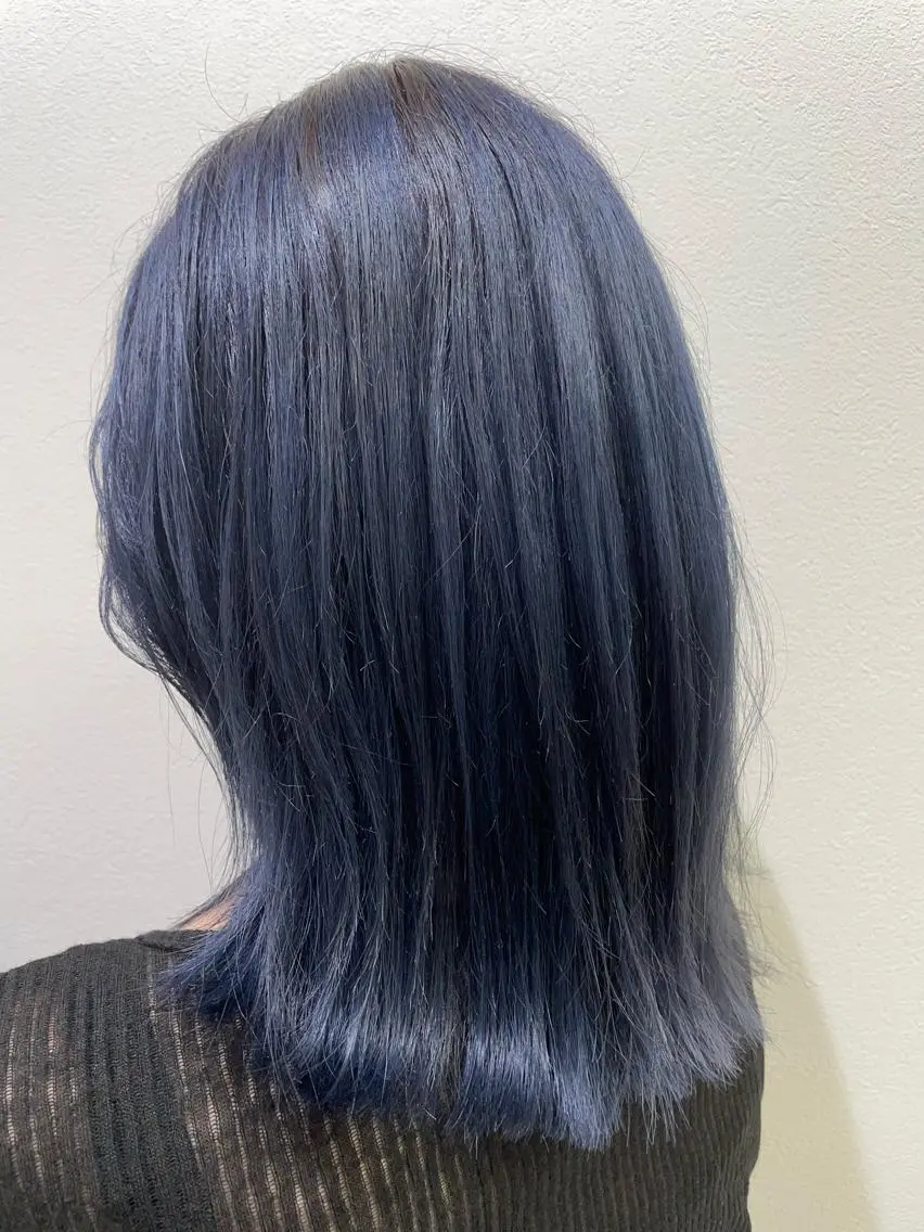 カラー 渡部凌我 小顔ウルフ ハイトーンカラーのヘアスタイル