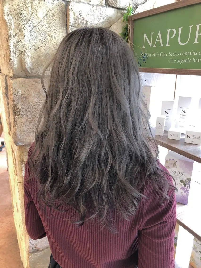 ロング カラー グレージュ 大竹 哲也のヘアスタイル