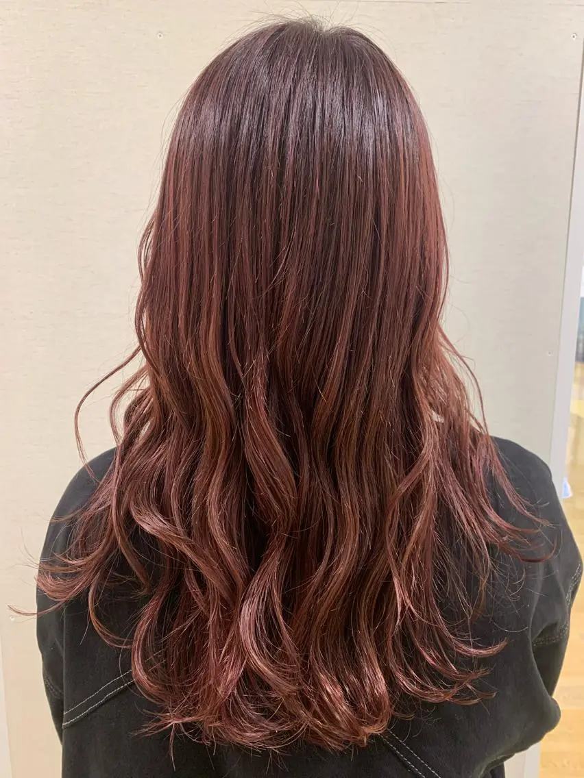ロング カラー ブリーチ ブラウンカラー ピンクカラー ピンクブラウン 高橋友里亜 /フリーランスのヘアスタイル