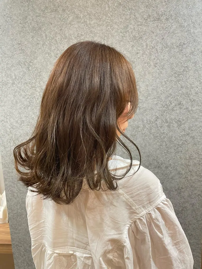 カラー ベージュカラー 川野辺幸雄☆髪質改善 ハイライト☆白髪のヘアスタイル
