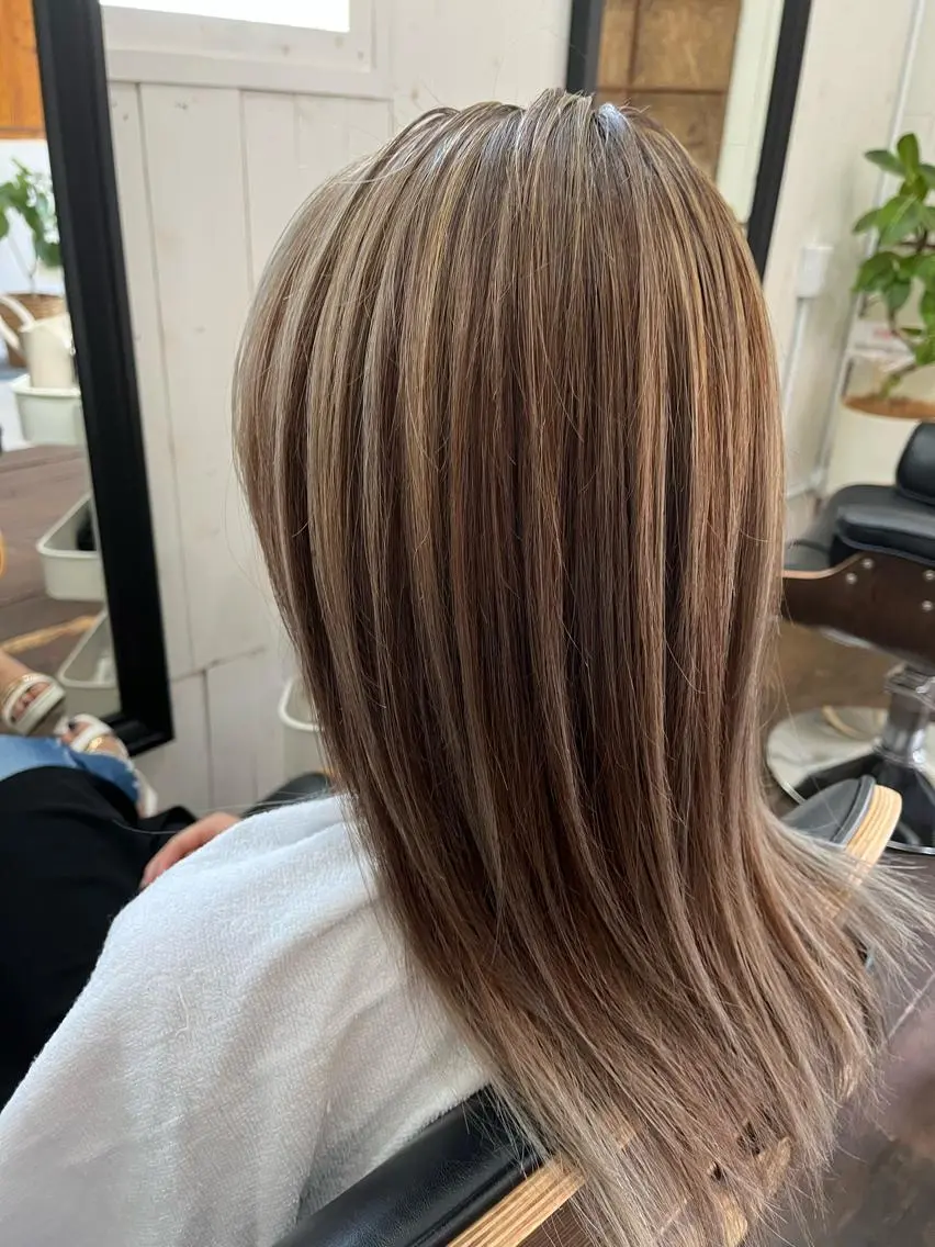 セミロング 紙屋 隼人のヘアスタイル