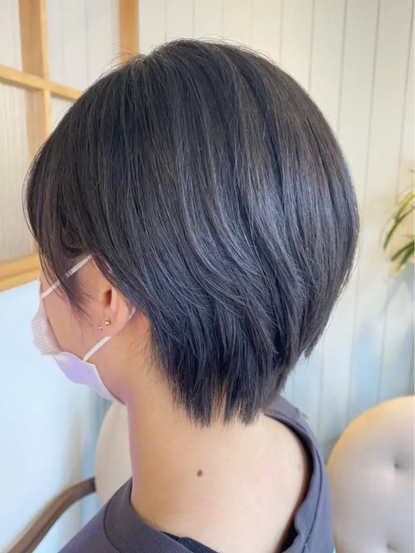ショート ショートヘア 縮毛矯正 カット 縮毛矯正 トリートメント 日永 莉古のヘアスタイル