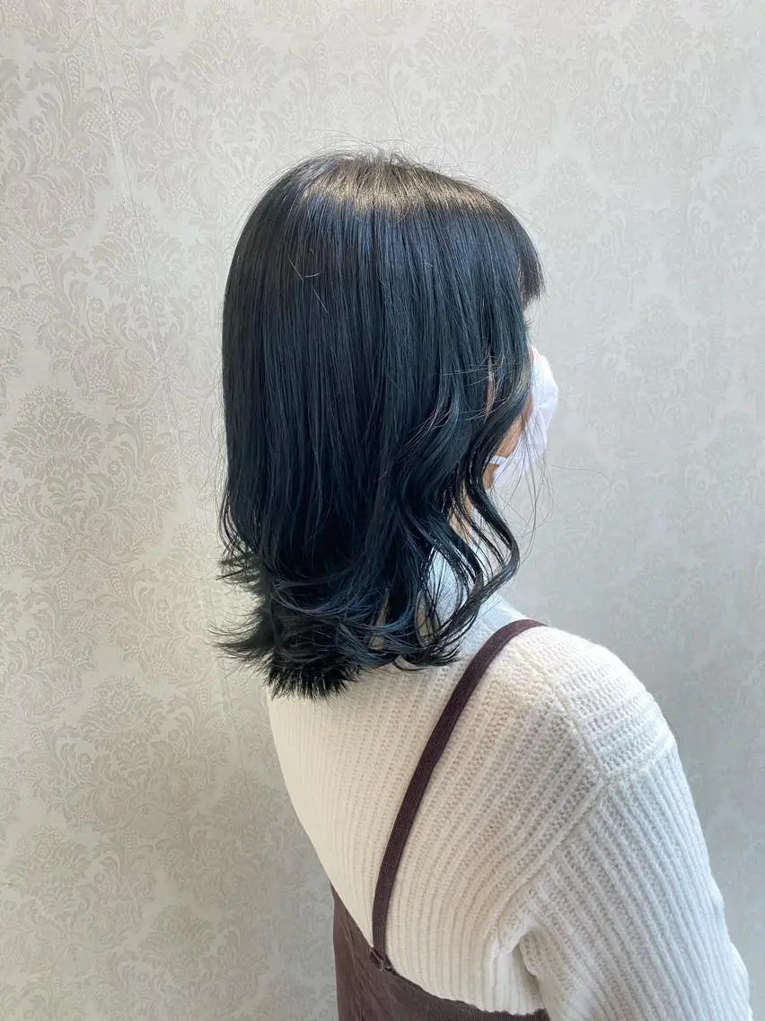 ミディアム カラー デザインカラー✨新倉 佑奈のヘアスタイル