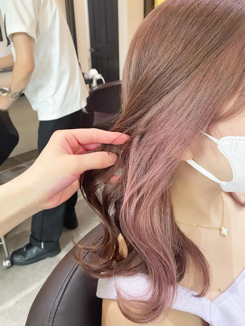 セミロング カラー ヘアアレンジ ショートボブ ブリーチ ケアブリーチ ダブルカラー イルミナカラー 艶ピンク*ヘアセット 🌙shioriのヘアスタイル
