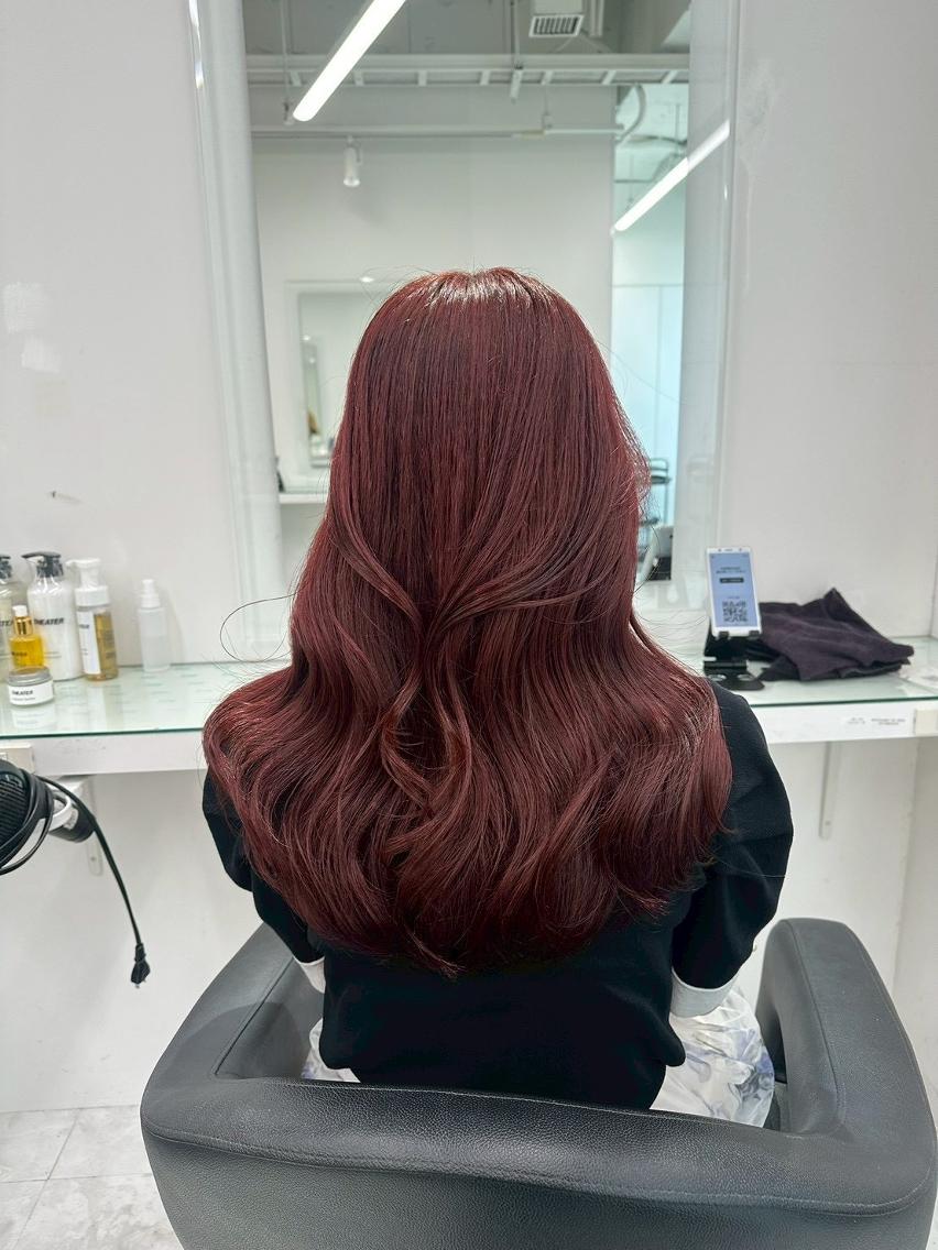 カラー 中×韓mix🥀秋色 ワンホンヘア🤍のヘアスタイル