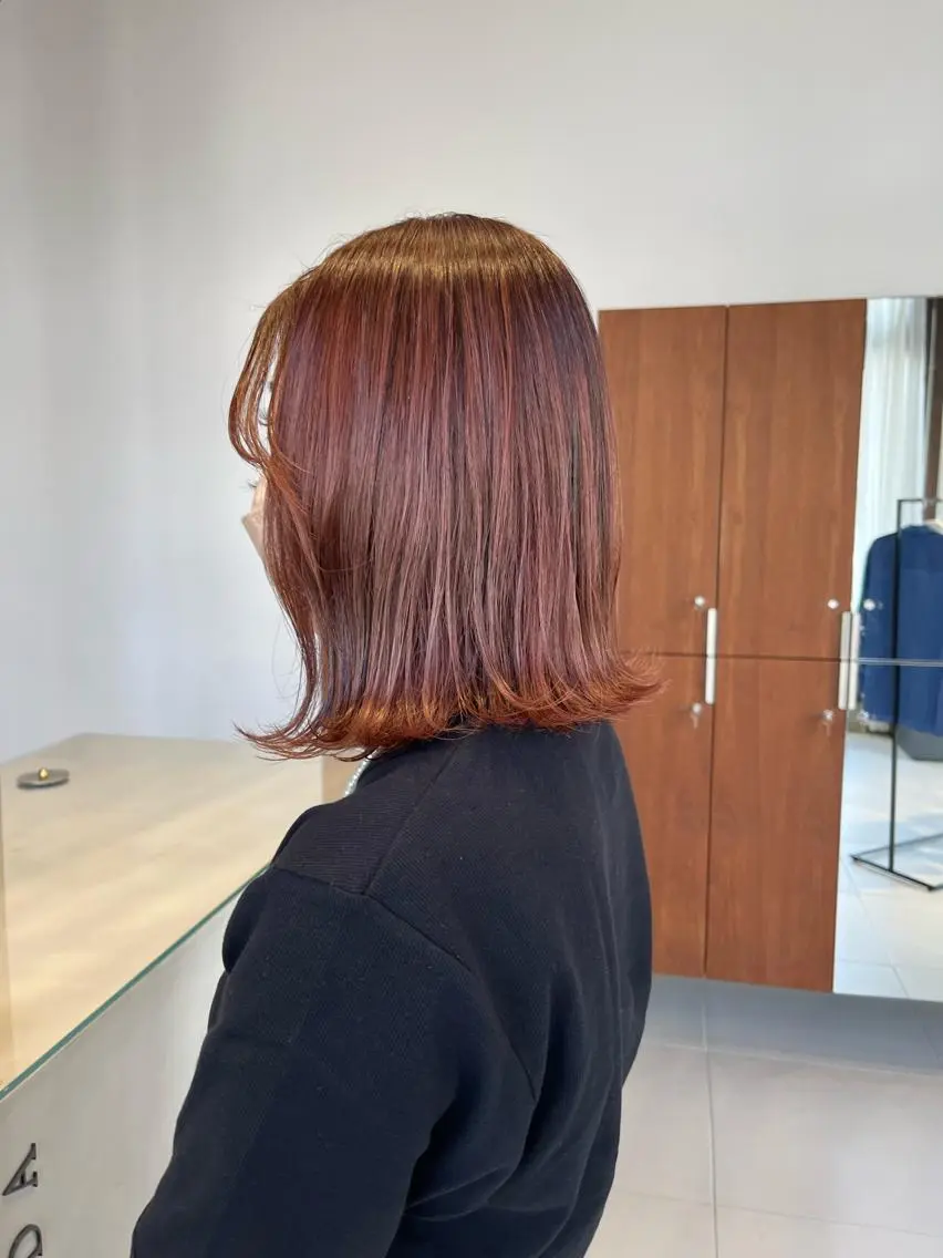 ミディアム カラー 林 美優のヘアスタイル