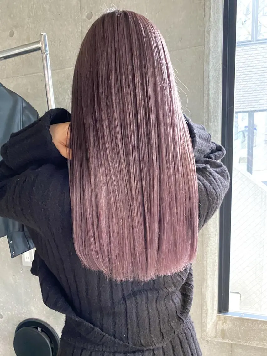 ロング カラー パープルカラー ロング ⭐️横浜ブリーチ特化 美容師 堤涼⭐️のヘアスタイル
