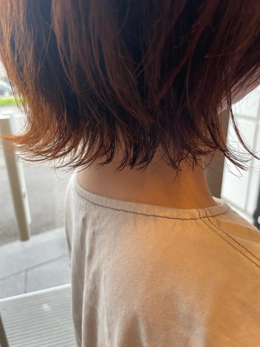 ミディアム カラー ブリーチ ブリーチなしカラー オレンジ カット ヘアカラー トリートメント ワタナベ テルマサのヘアスタイル