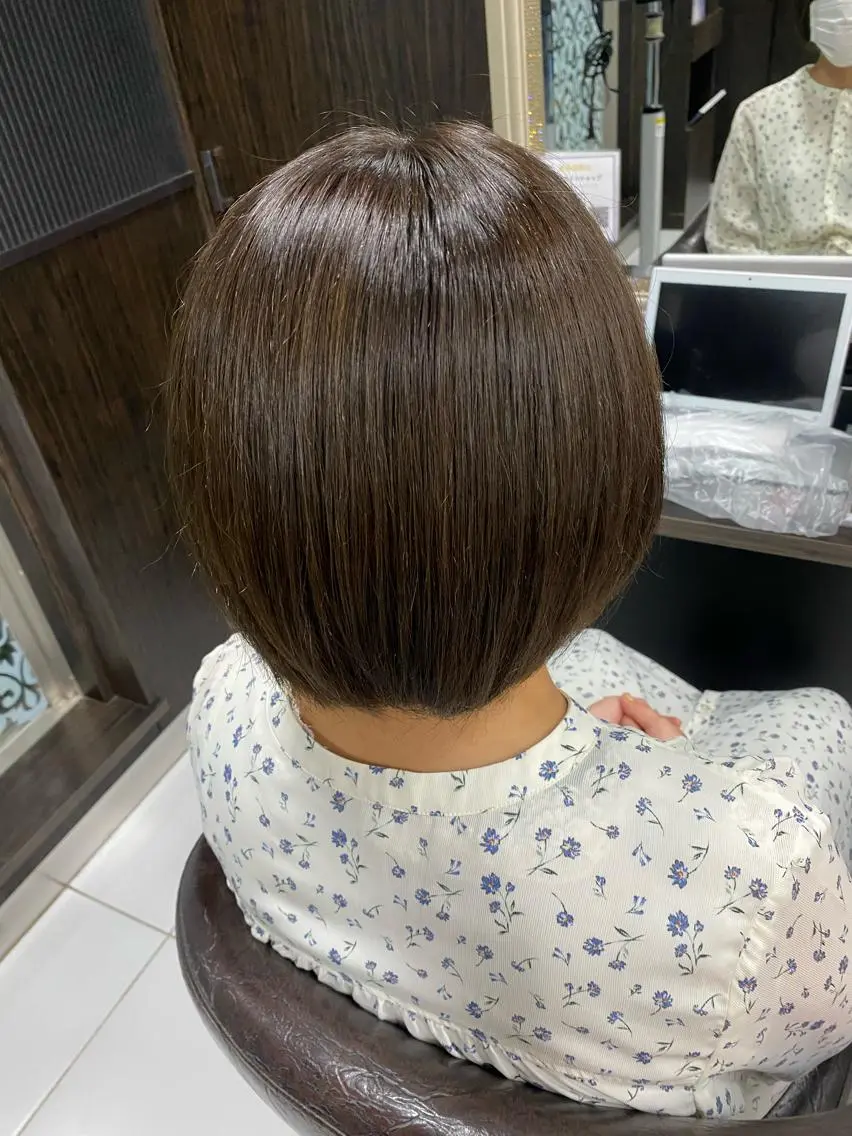 ショート カラー アッシュ アッシュブラウン ブラウンカラー グレージュ達人/赤み 消し/ブリーチ/岩崎のヘアスタイル