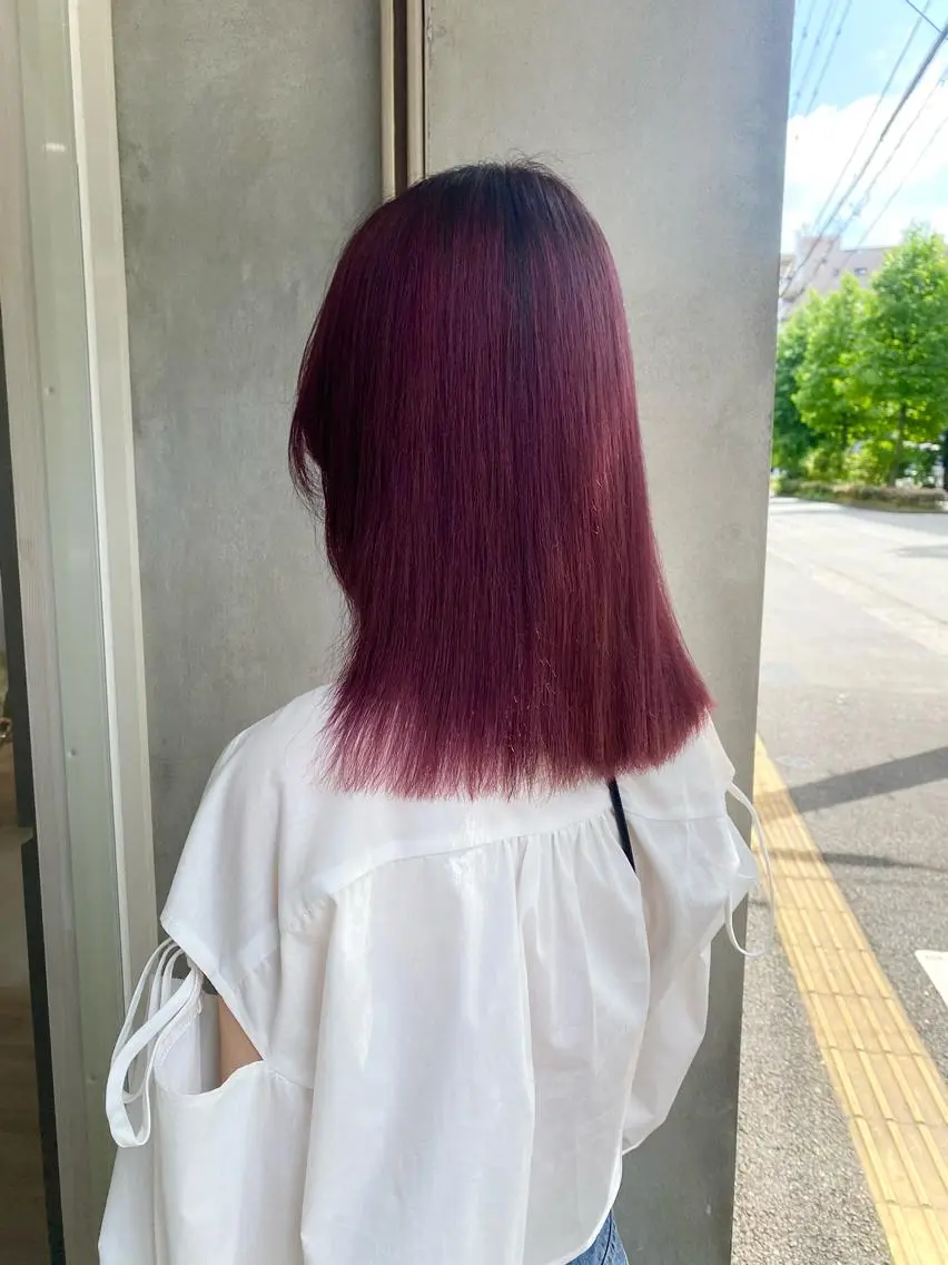 ミディアム カラー ブリーチ ヘアカラー トリートメント SHICENEケイ レイヤーカット🦋のヘアスタイル